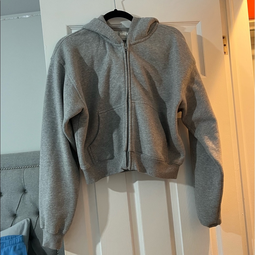 aritzia Tna cozy fleece boxy zip hoodie